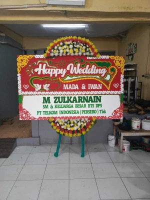 Papan Bunga di Kawasan Industri Mm2100